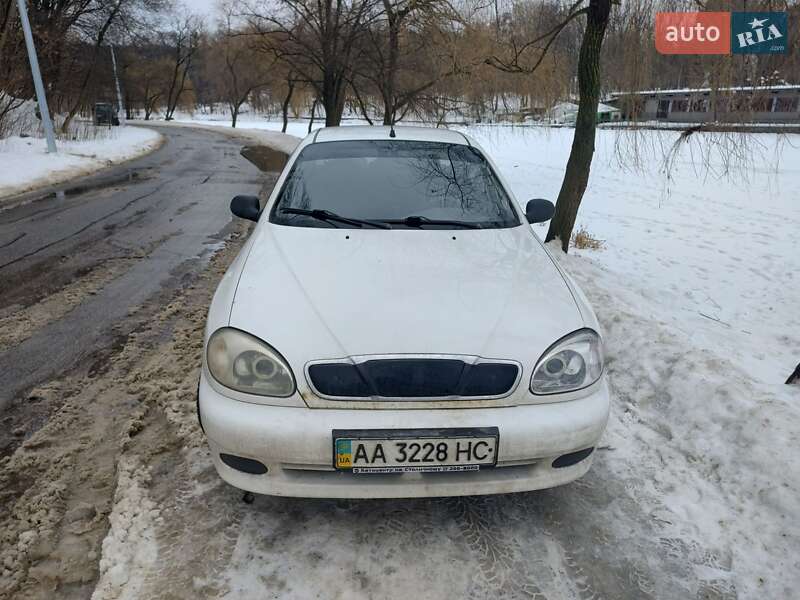 Седан Daewoo Lanos 2008 в Киеве