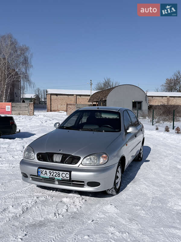 2005 Daewoo Lanos, VIN Y6DTF69YD5W249196:plate — фото 1 (autoria)