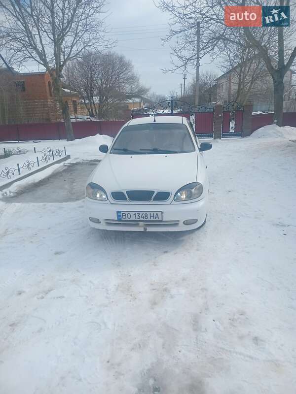 Седан Daewoo Lanos 2004 в Борщеві