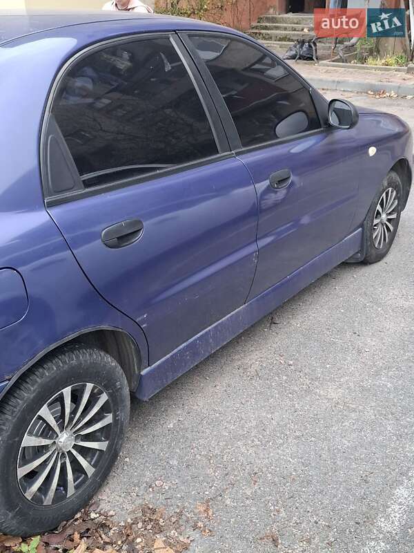 Седан Daewoo Lanos 1998 в Тячеве