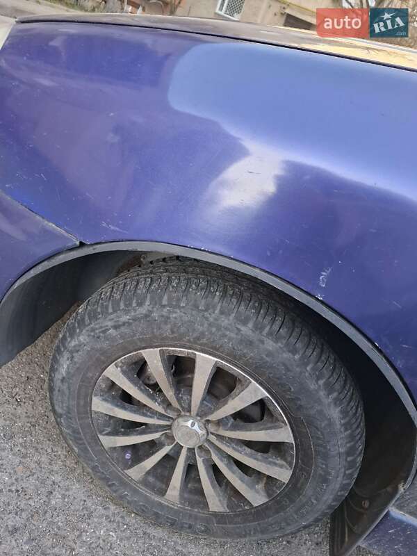 Седан Daewoo Lanos 1998 в Тячеве