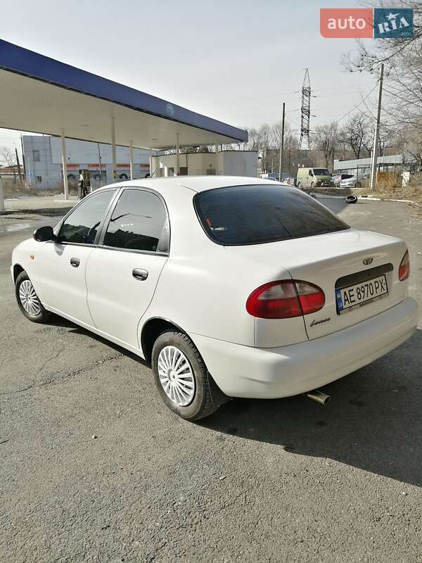 Седан Daewoo Lanos 2005 в Дніпрі