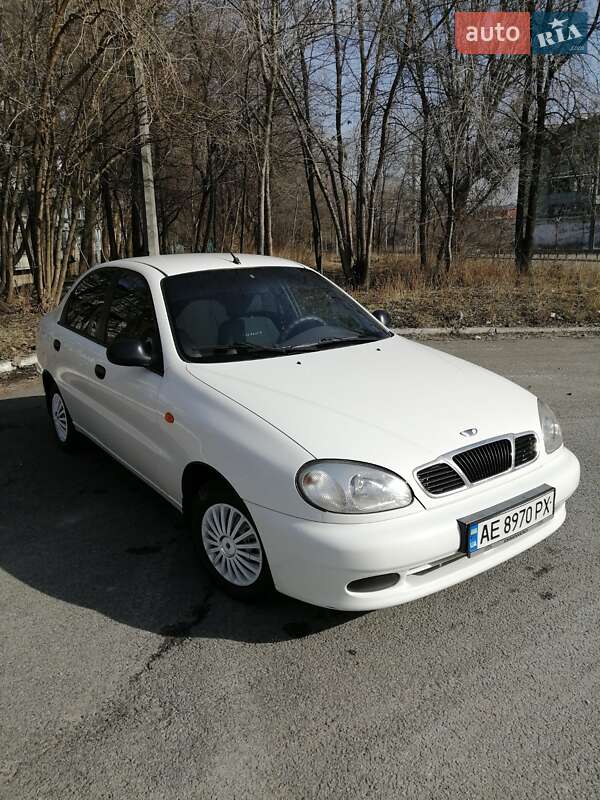 Седан Daewoo Lanos 2005 в Дніпрі