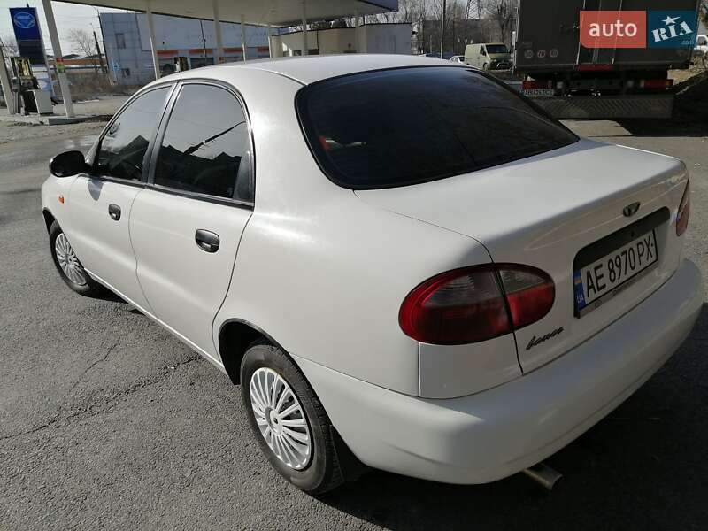 Седан Daewoo Lanos 2005 в Дніпрі