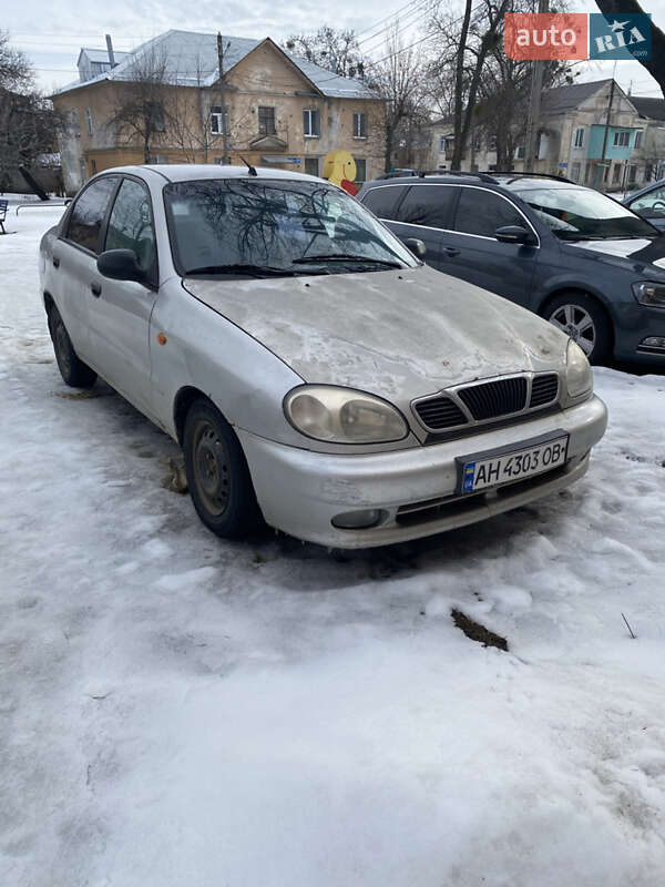 Седан Daewoo Lanos 2004 в Харкові
