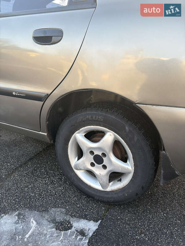 Седан Daewoo Lanos 2003 в Харькове