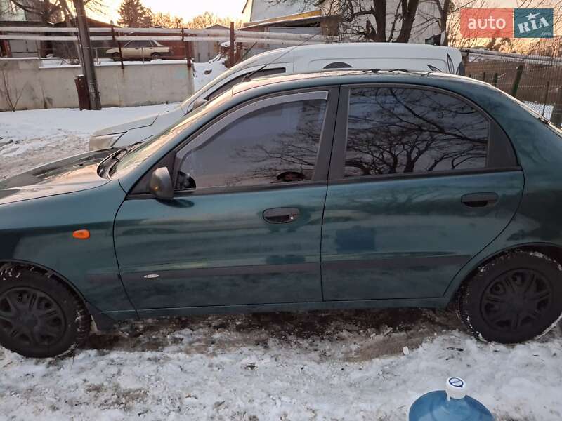 Седан Daewoo Lanos 2006 в Києві