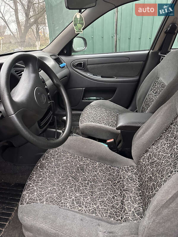 Хетчбек Daewoo Lanos 2011 в Золотоноші