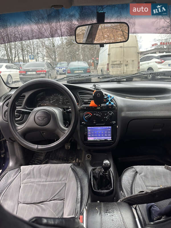 Седан Daewoo Lanos 2001 в Полтаві