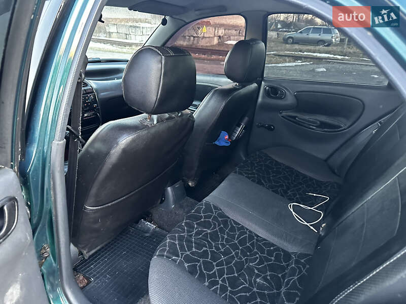 Седан Daewoo Lanos 2004 в Мирополі