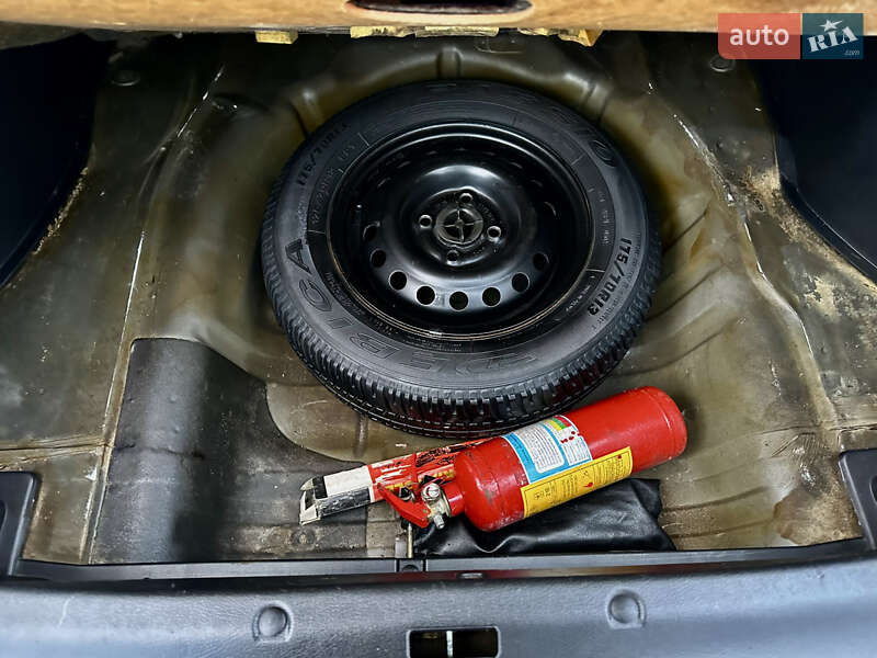 Седан Daewoo Lanos 2006 в Києві