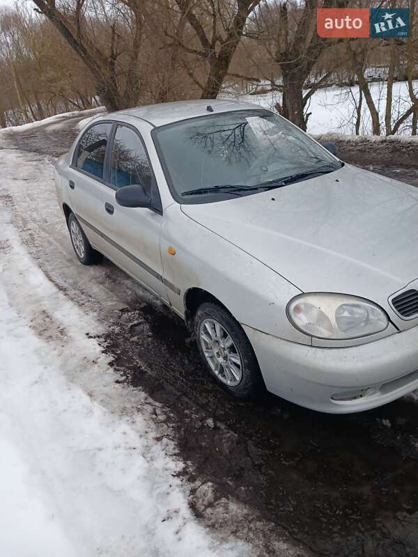 Седан Daewoo Lanos 2007 в Бурыни
