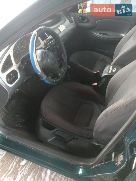 Седан Daewoo Lanos 1998 в Львові