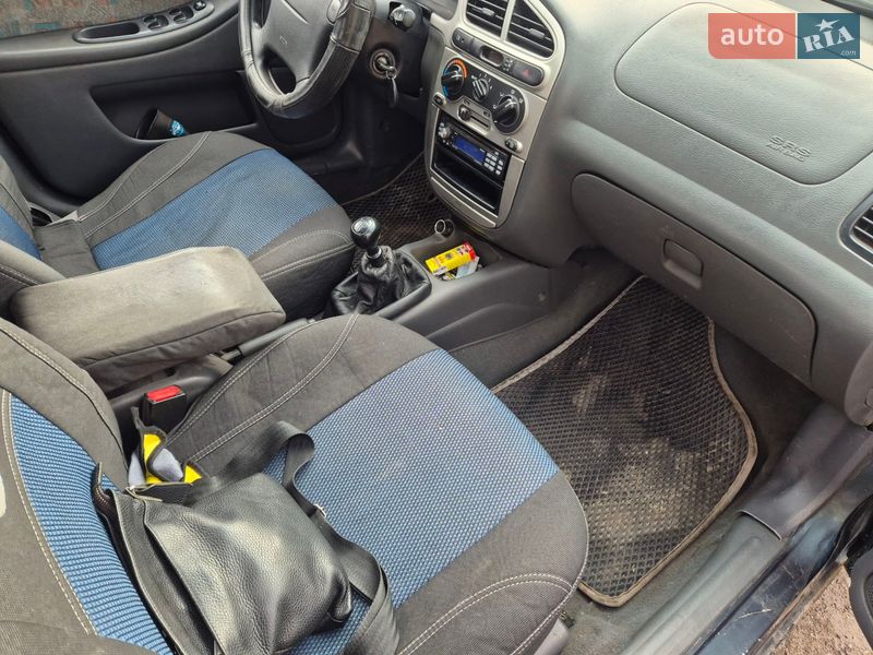 Седан Daewoo Lanos 2005 в Новомосковську