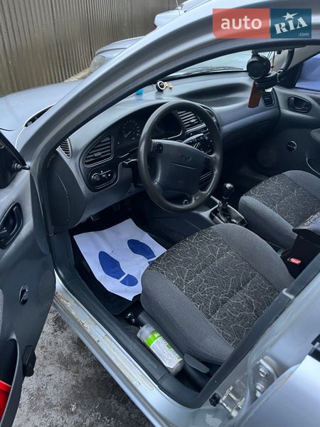 Седан Daewoo Lanos 2007 в Хотині