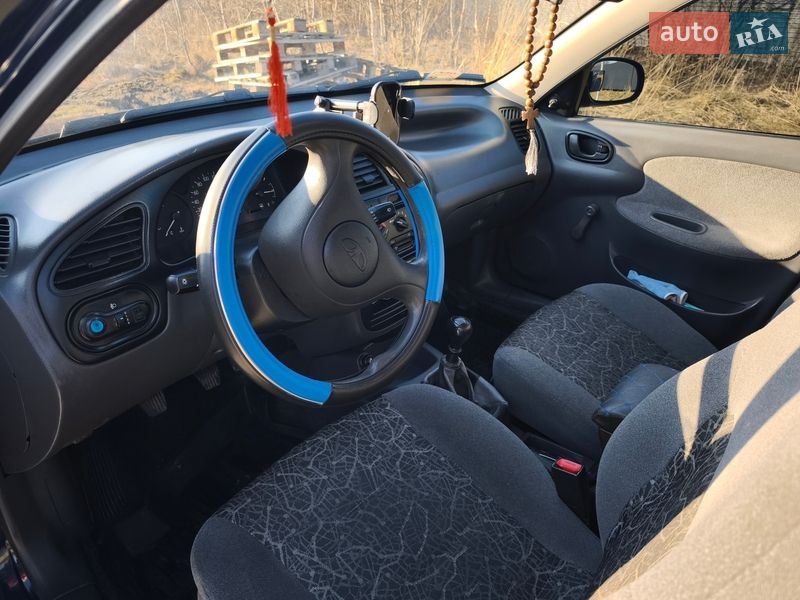 Седан Daewoo Lanos 2004 в Стрию