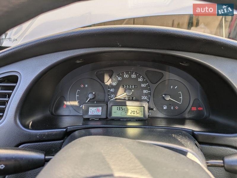 Седан Daewoo Lanos 2004 в Львове