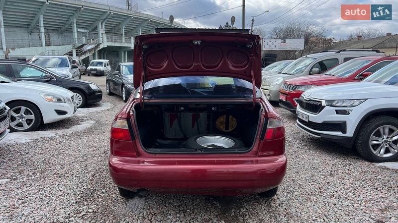 Седан Daewoo Lanos 2003 в Полтаве