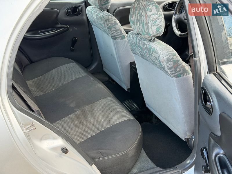 Седан Daewoo Lanos 2006 в Николаеве