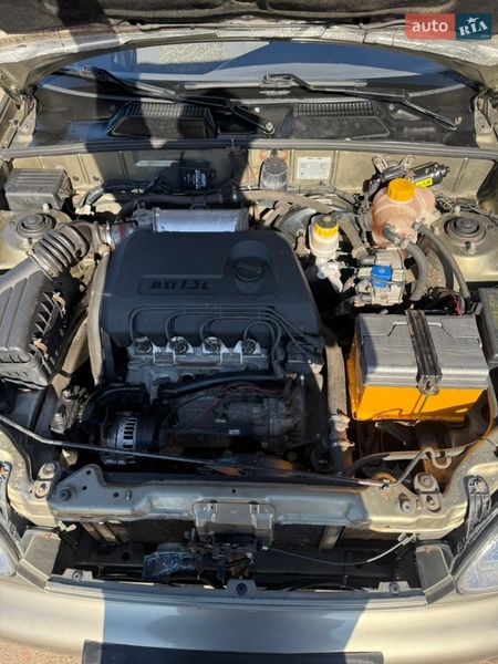 Седан Daewoo Lanos 2005 в Чернігові