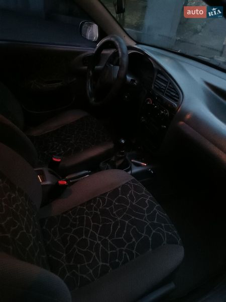 Седан Daewoo Lanos 2004 в Кам'янському