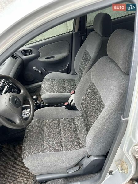 Седан Daewoo Lanos 2008 в Києві