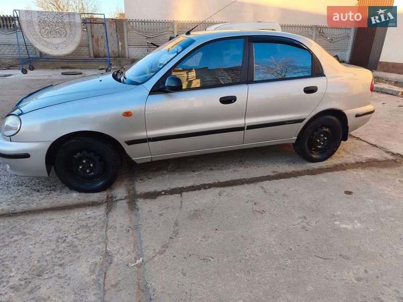 Daewoo Lanos 2003