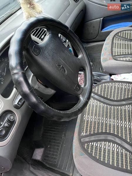 Седан Daewoo Lanos 2002 в Братском