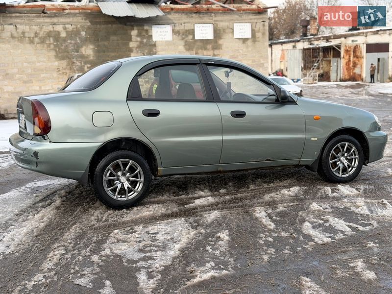 Седан Daewoo Lanos 2006 в Дніпрі