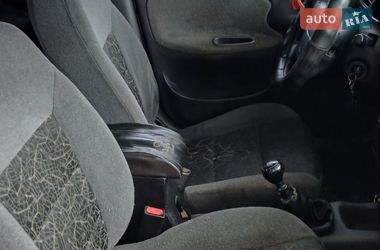 Седан Daewoo Lanos 2004 в Львове
