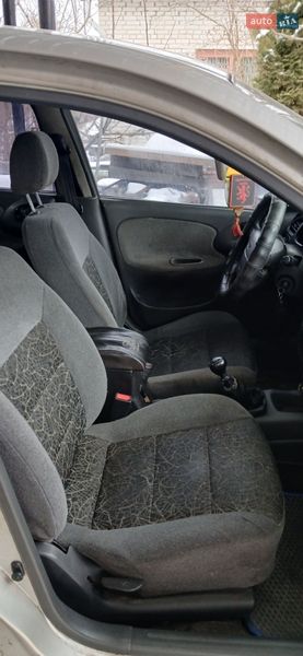 Седан Daewoo Lanos 2004 в Львове