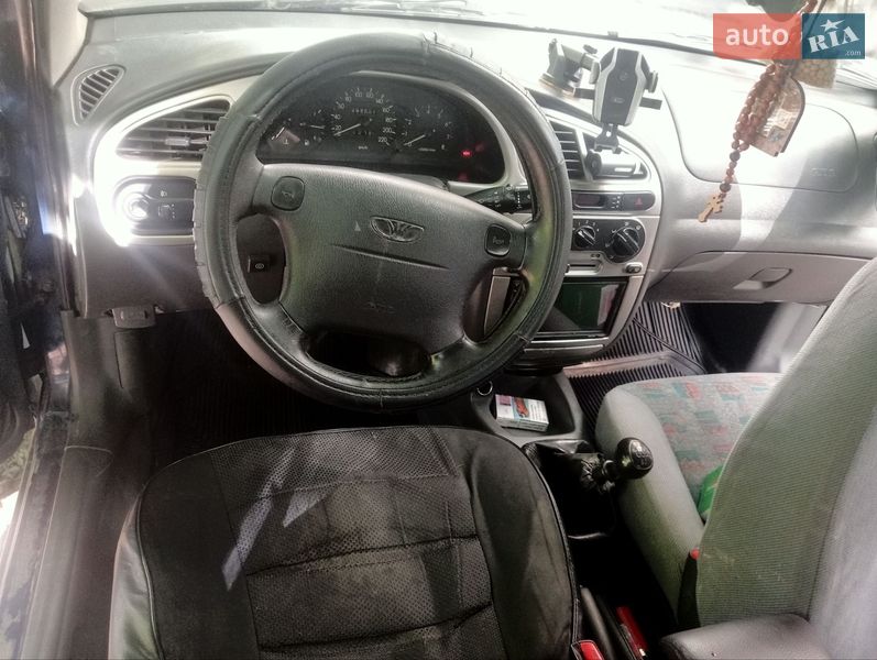Седан Daewoo Lanos 2005 в Львові