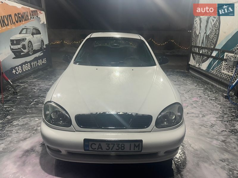Седан Daewoo Lanos 1998 в Городище
