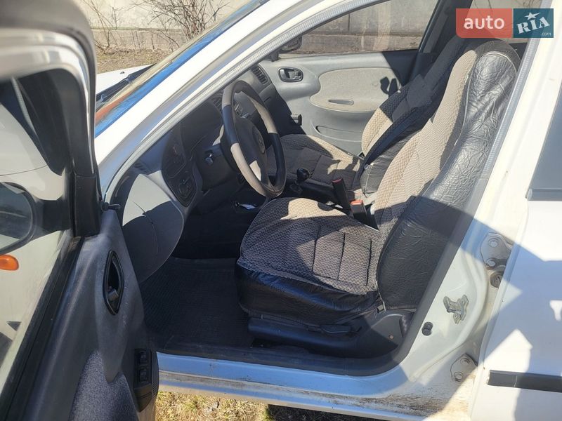 Седан Daewoo Lanos 2008 в Дніпрі