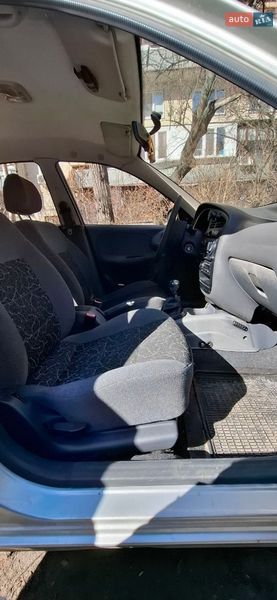 Седан Daewoo Lanos 2006 в Києві