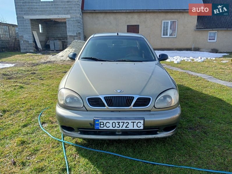 Седан Daewoo Lanos 2007 в Новояворовске