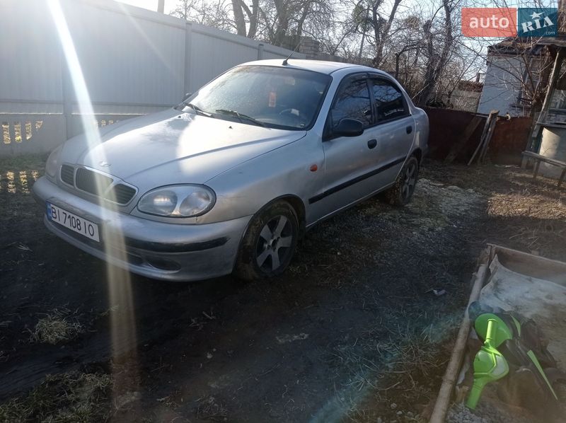 Седан Daewoo Lanos 2002 в Полтаве