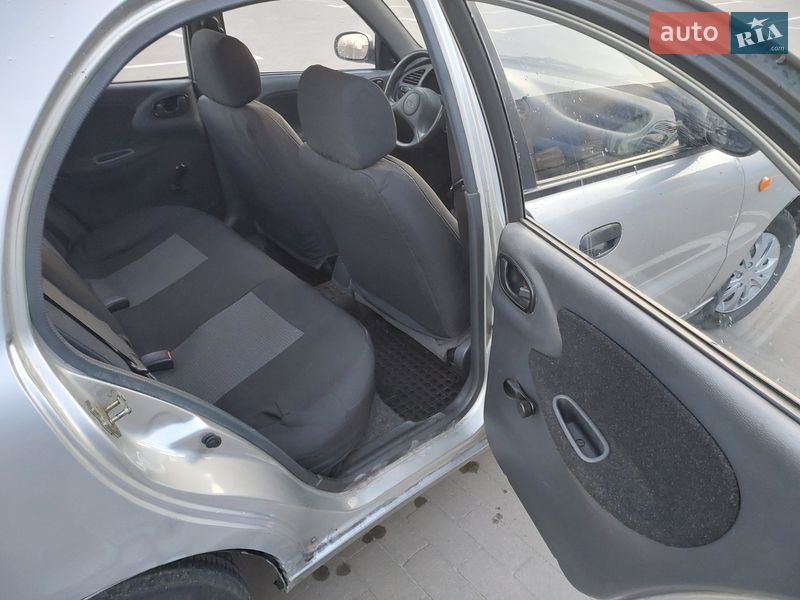 Седан Daewoo Lanos 2006 в Броварах