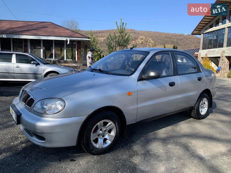 Седан Daewoo Lanos 2008 в Нижних Воротах