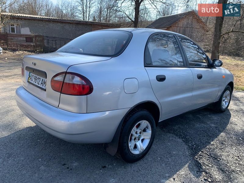 Седан Daewoo Lanos 2008 в Нижних Воротах