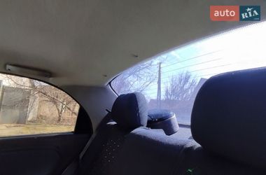 Седан Daewoo Lanos 2004 в Краснограде