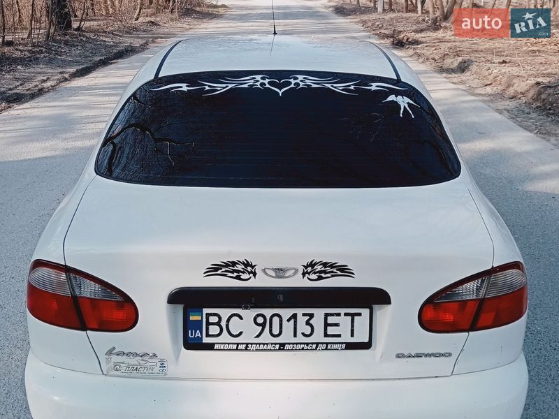 Седан Daewoo Lanos 2003 в Львові