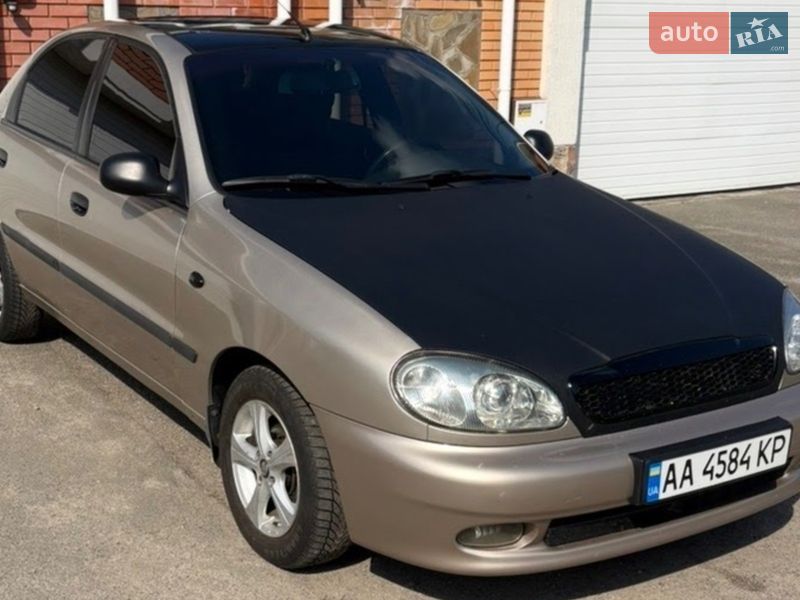 Седан Daewoo Lanos 2004 в Киеве
