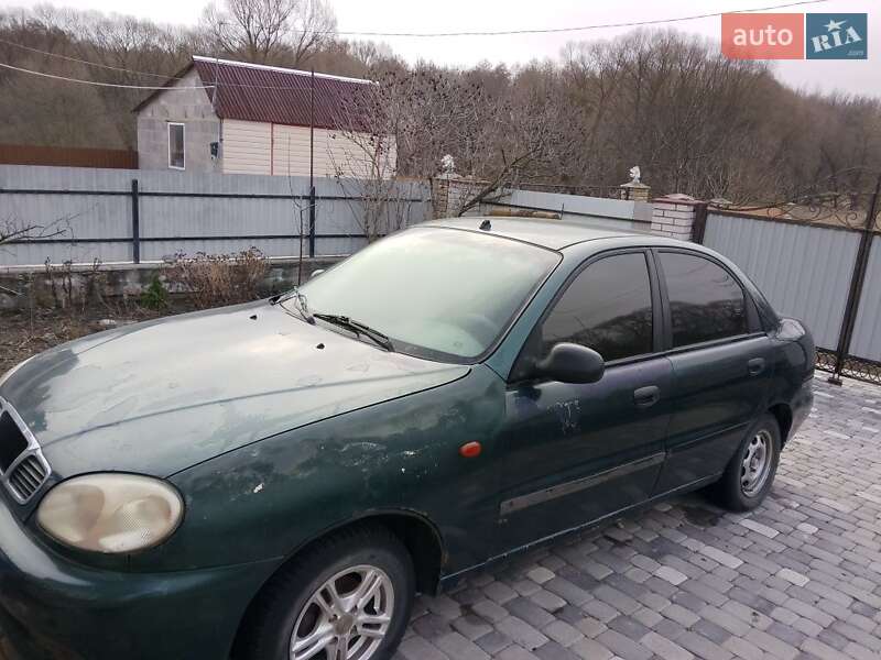 Седан Daewoo Lanos 2003 в Іллінцях