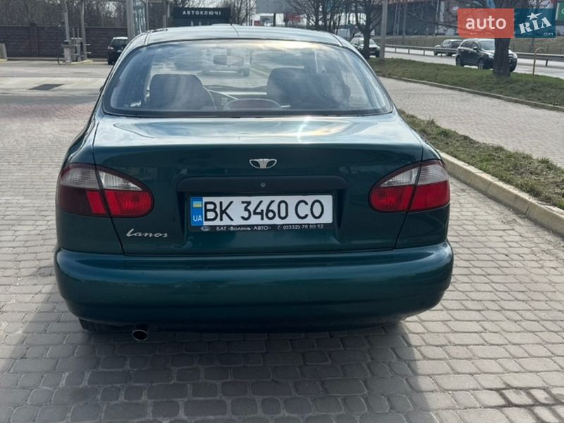 Седан Daewoo Lanos 2007 в Ровно