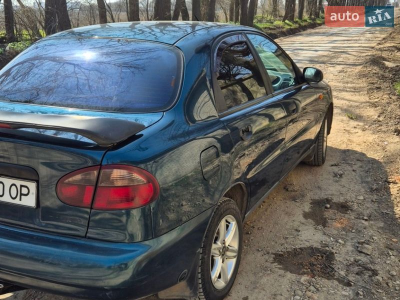 Седан Daewoo Lanos 2002 в Одесі