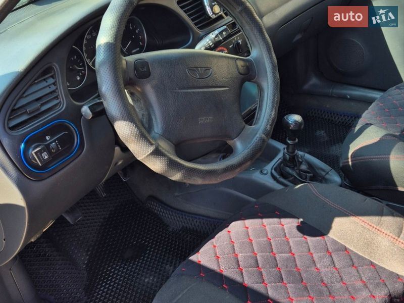Седан Daewoo Lanos 2002 в Одесі