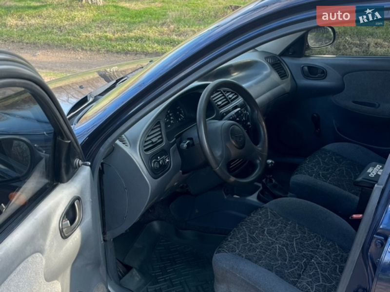 Седан Daewoo Lanos 2004 в Казанці