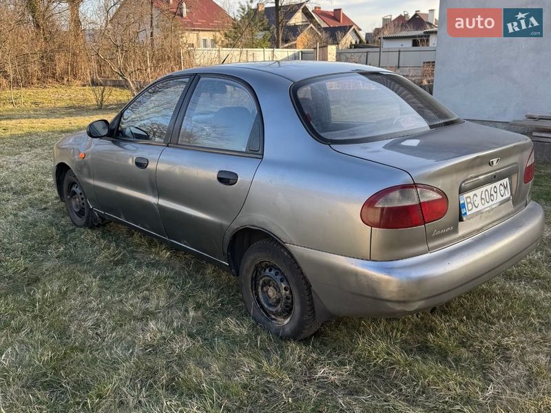 Седан Daewoo Lanos 2008 в Жовкві