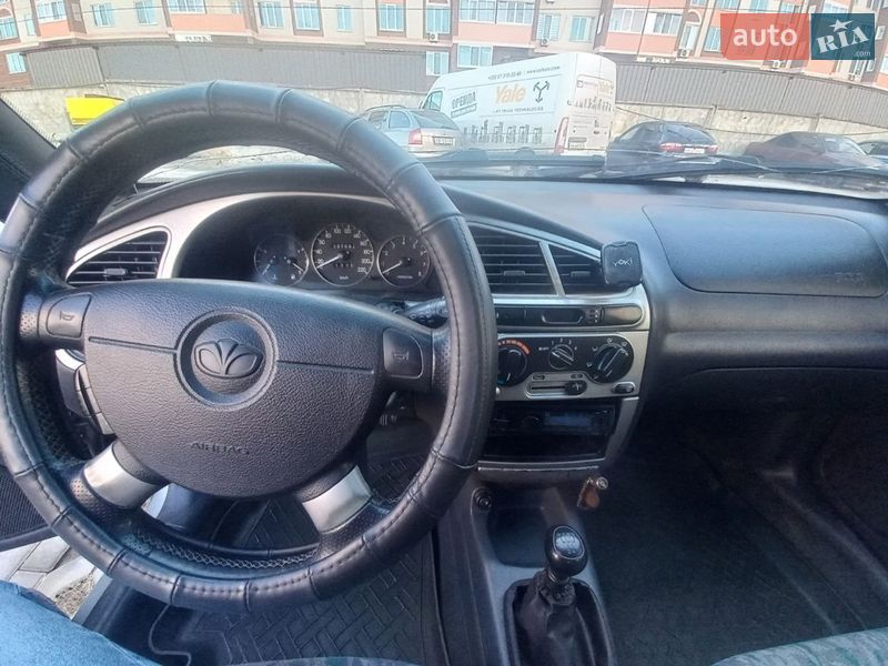 Седан Daewoo Lanos 2003 в Киеве фото 5 Седан Daewoo Lanos 2003 в Киеве